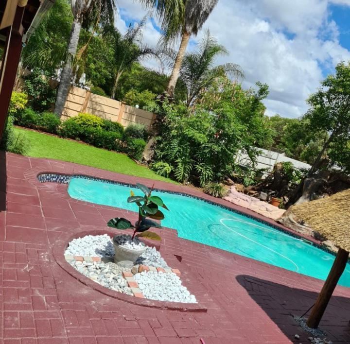 Ethen Guesthouse Polokwane Exterior photo