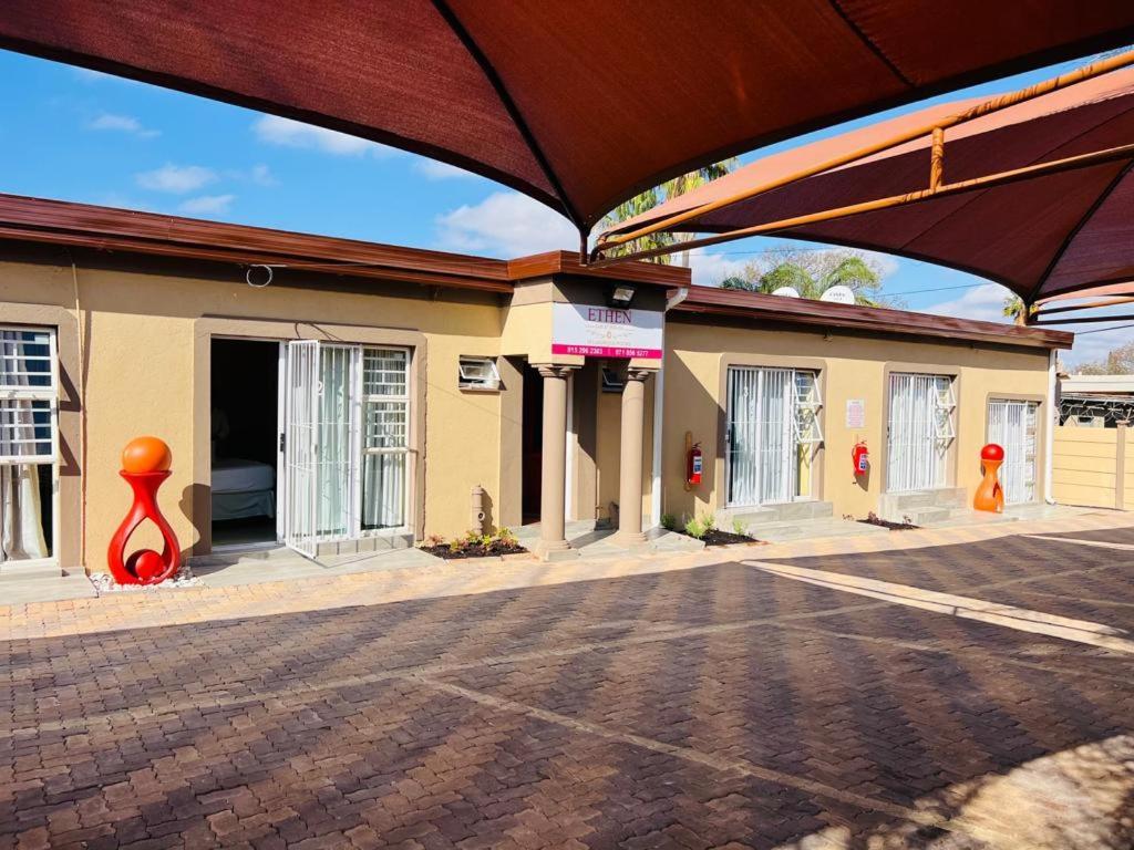 Ethen Guesthouse Polokwane Exterior photo
