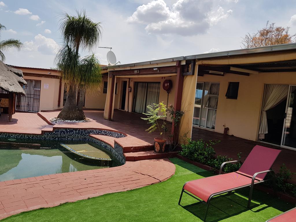 Ethen Guesthouse Polokwane Exterior photo